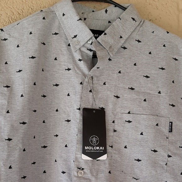 Gray Casual Button Down Shirt with Modern Pattern - Picture 2 of 5